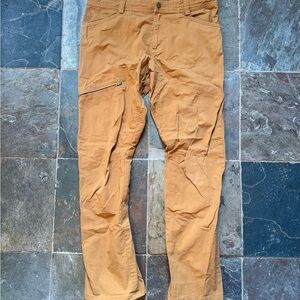 Outdoor Research Men’s 34 EUC